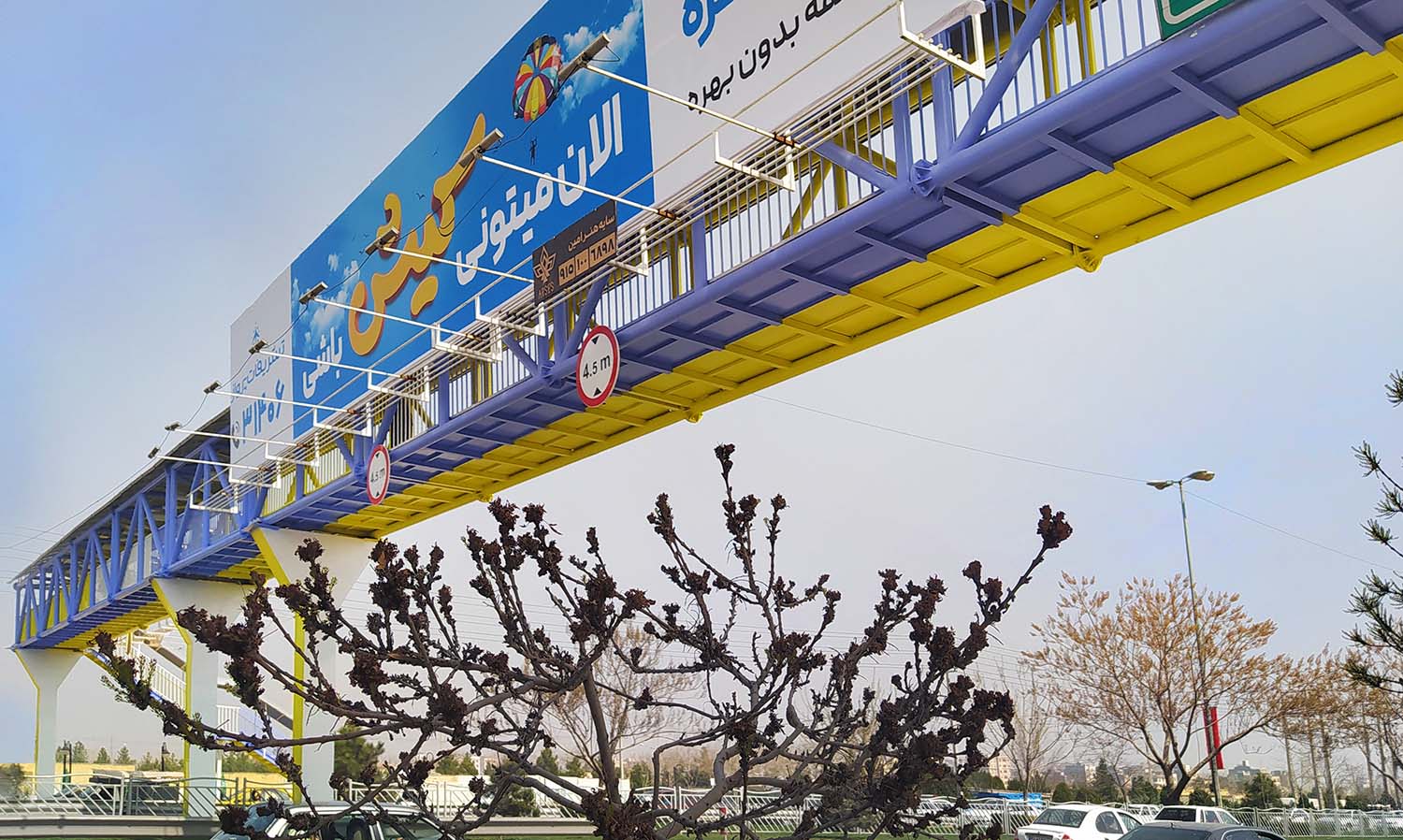 نقاشی و زیباسازی پل‌های هوایی بزرگراه امام علی مشهد-محسن خضری